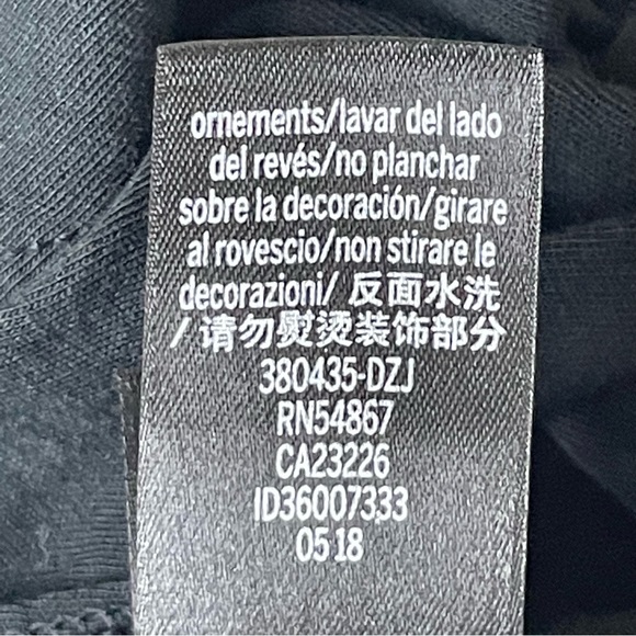 VICTORIA’S SECRET SPORT WOMEN’S BLACK TIE BACK ATHLETIC T-SHIRT SMALL - Picture 9 of 9